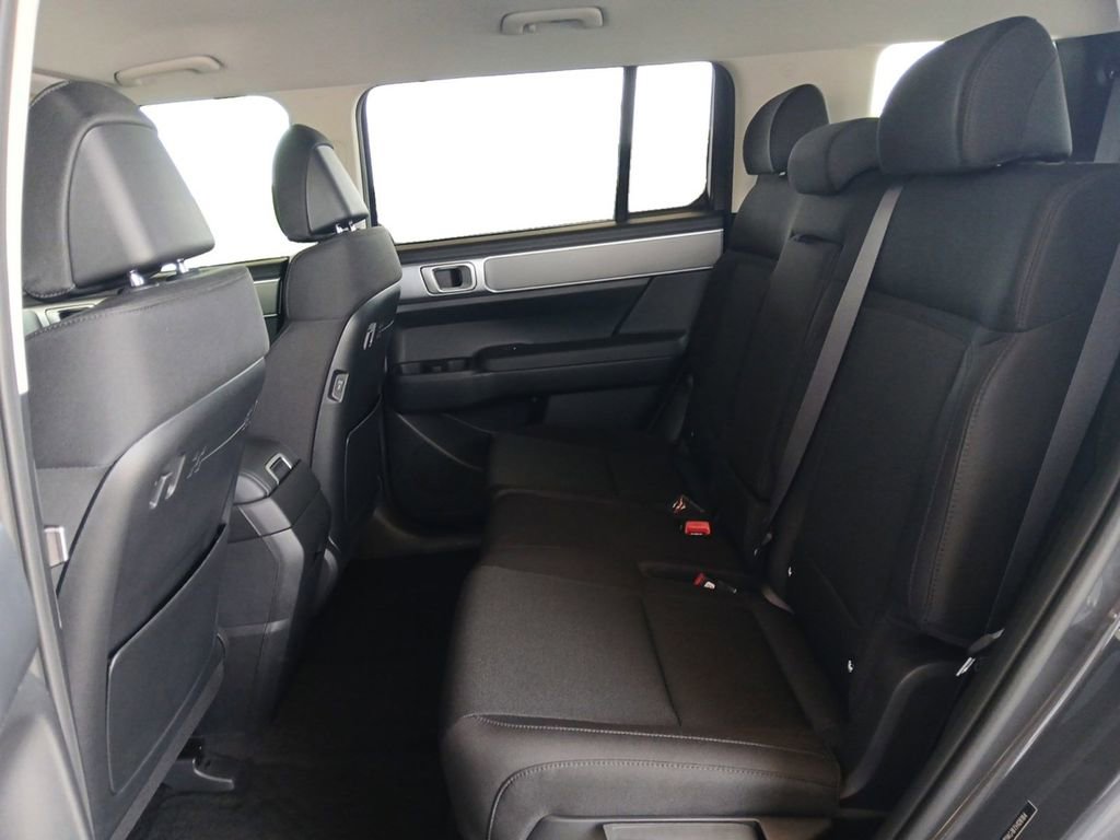 New 2026 Hyundai Santa Fe SE FWD image 13
