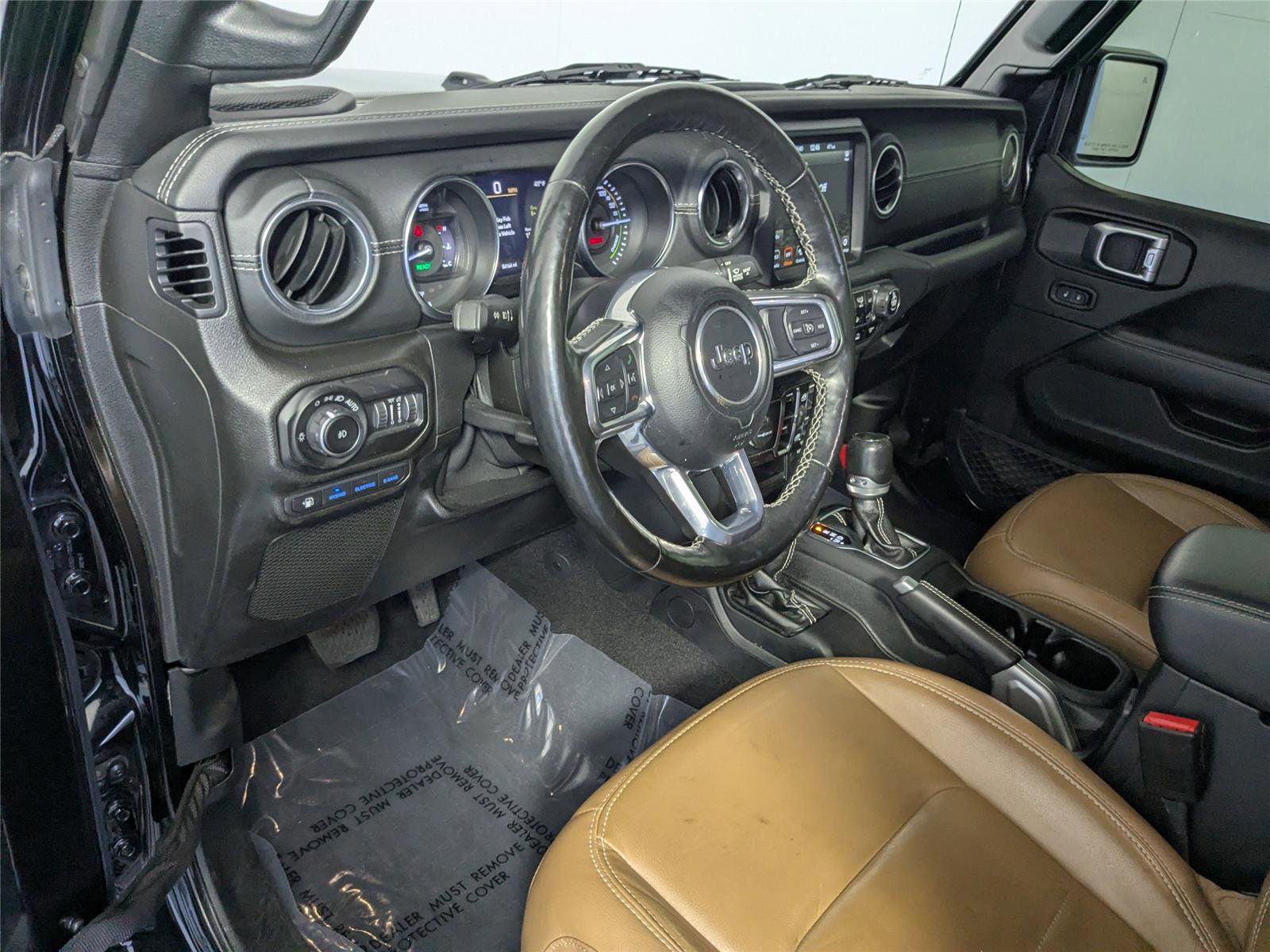 Used 2021 Jeep Wrangler Unlimited Sahara w/ Cold Weather Group image 9