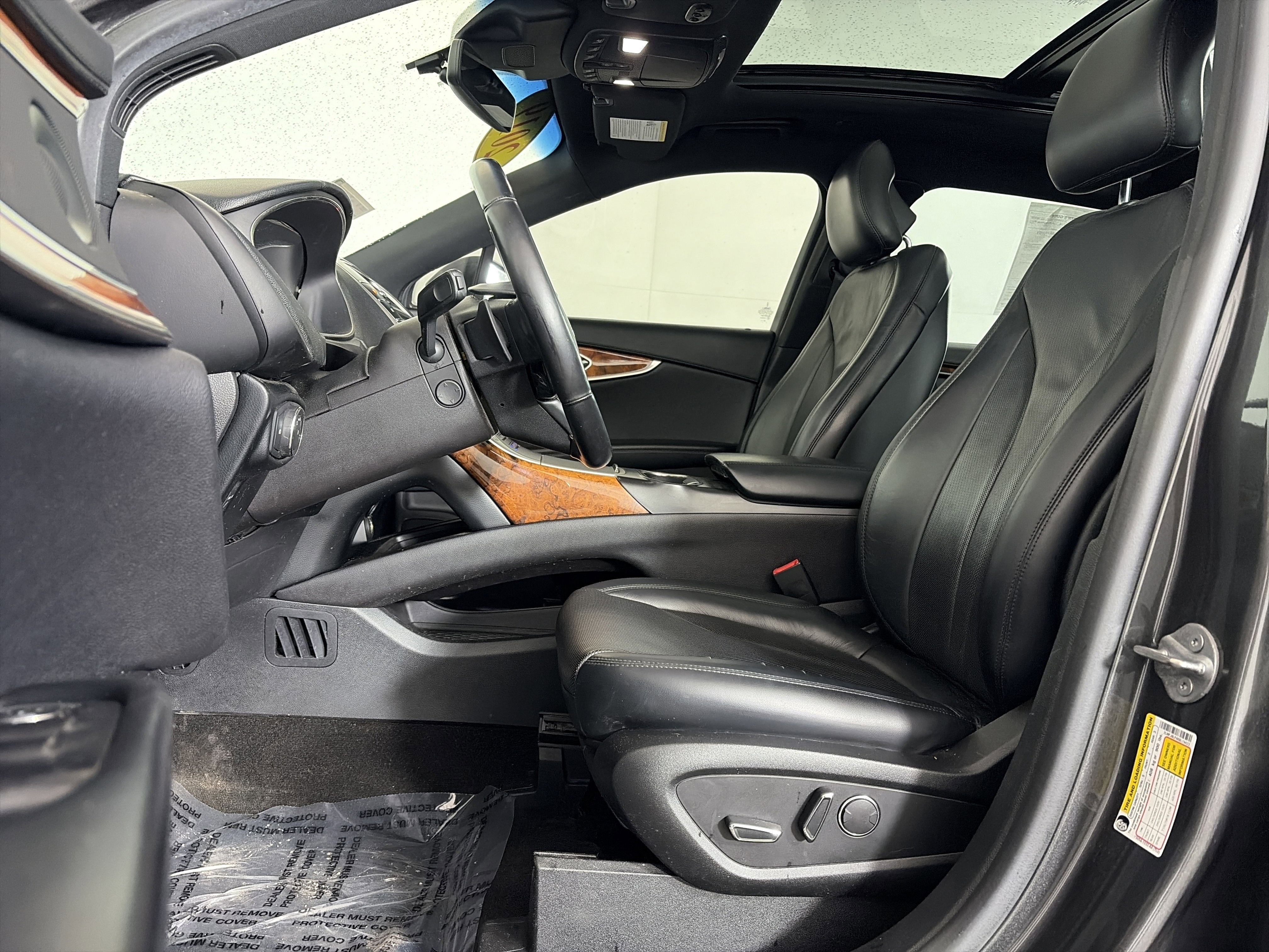 Used 2019 Lincoln Nautilus Reserve image 6