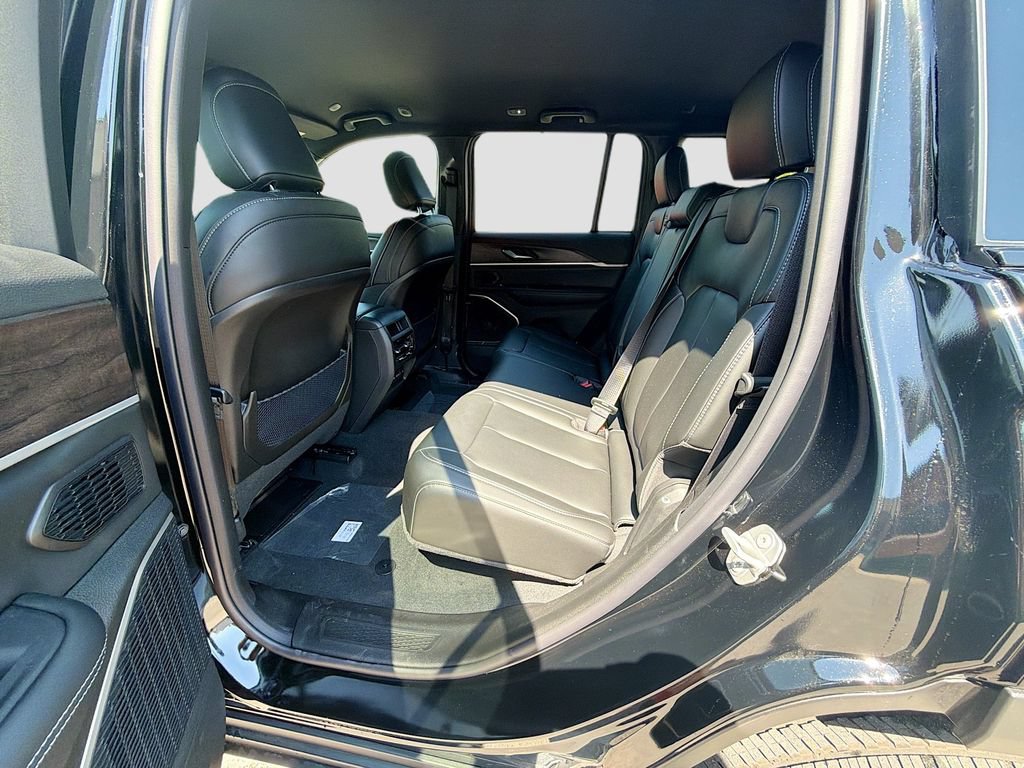 New 2026 Jeep Grand Cherokee Limited AWD/4WD image 21