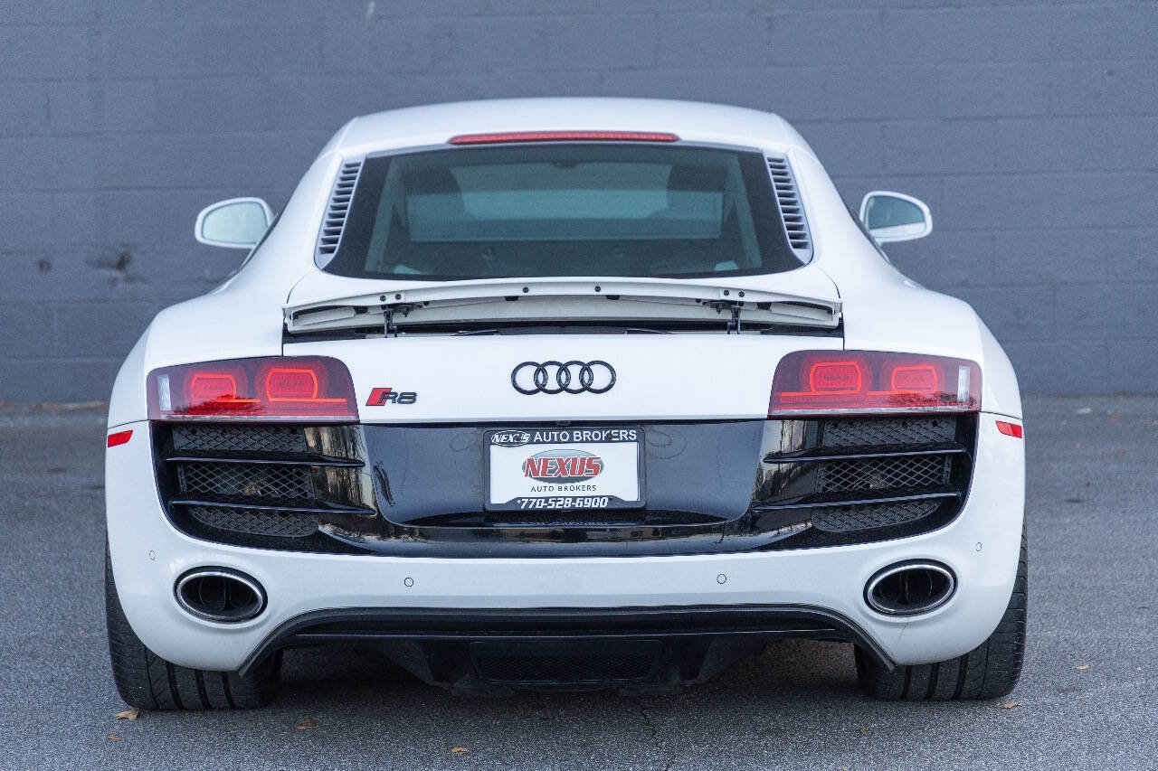 Used 2012 Audi R8 V10 image 6