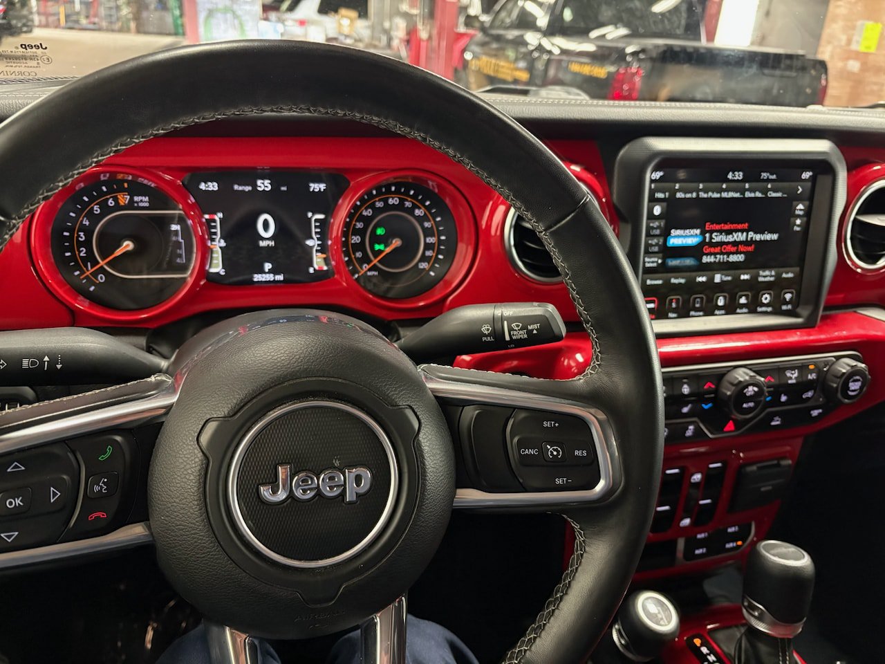 Used 2022 Jeep Gladiator Overland w/ Cold Weather Group AWD/4WD image 2