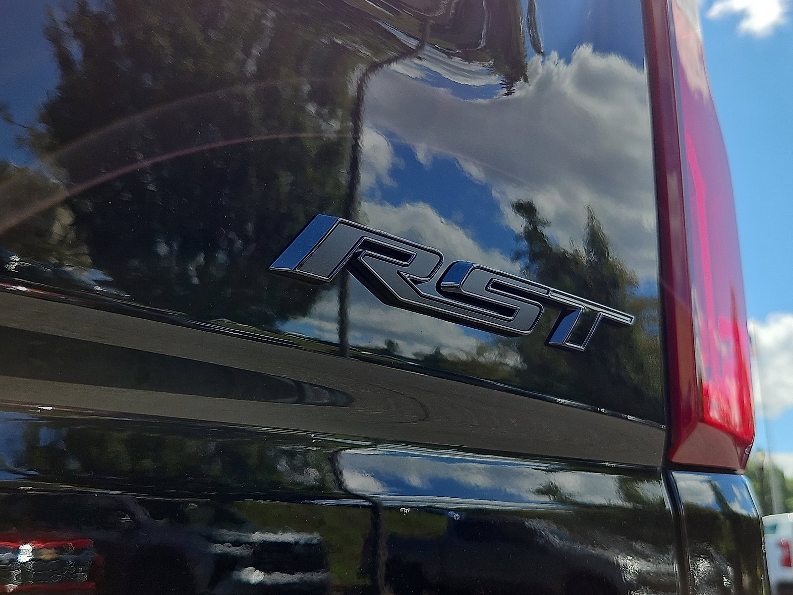 New 2026 Chevrolet Silverado 1500 RST w/ Redline Edition image 11