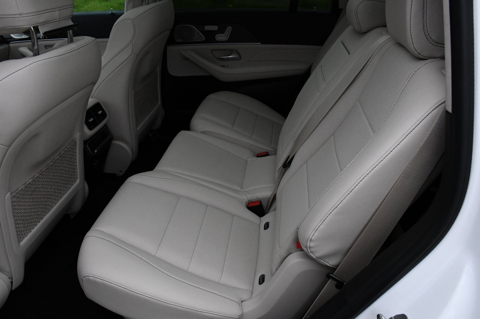 Used 2021 Mercedes-Benz GLS 450 4MATIC image 16