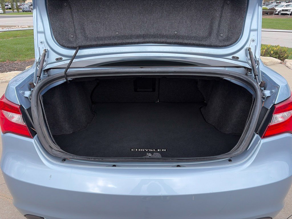 Used 2014 Chrysler 200 Touring FWD image 40