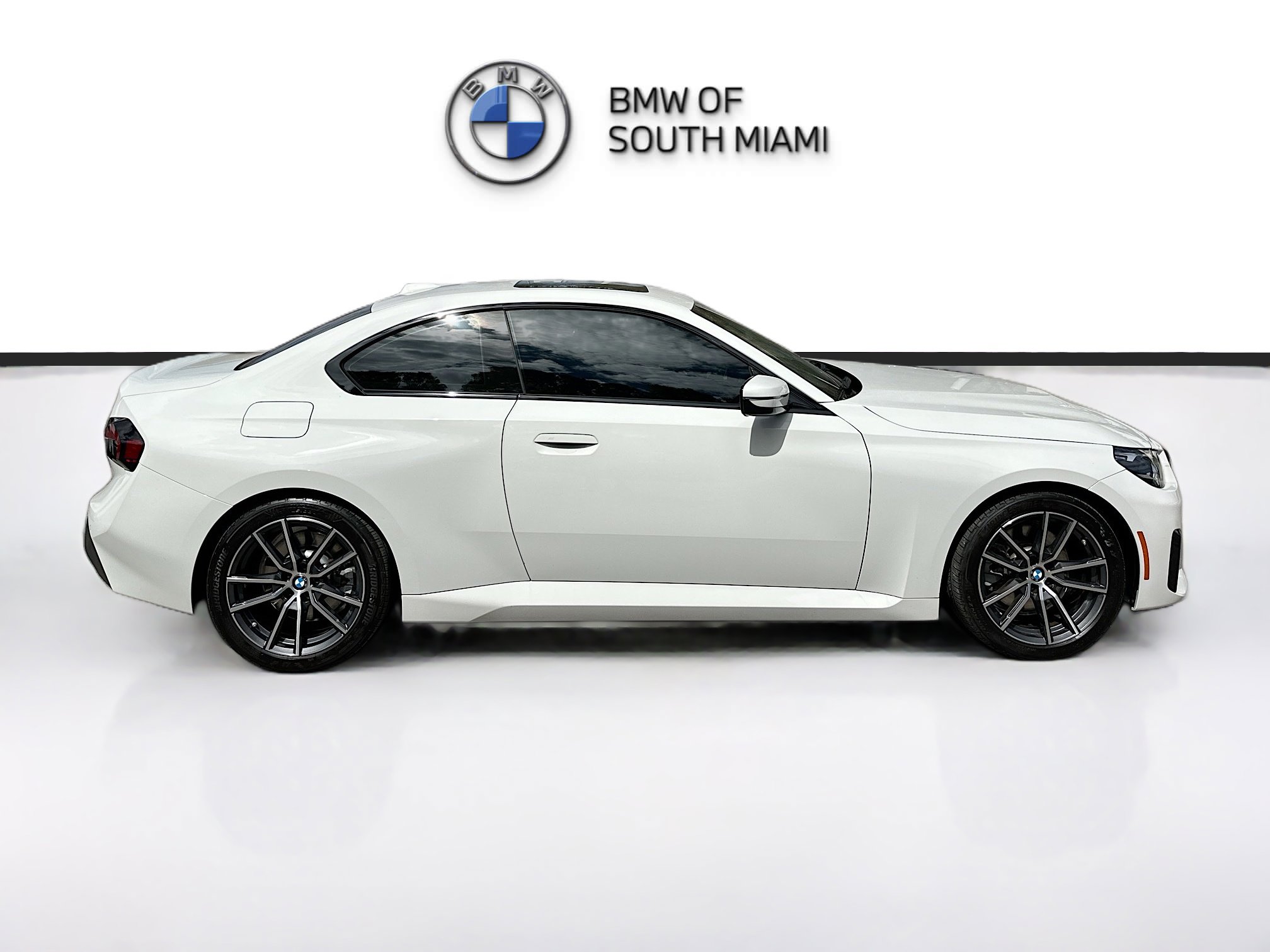 Certified 2025 BMW 230i Coupe w/ Convenience Package image 8