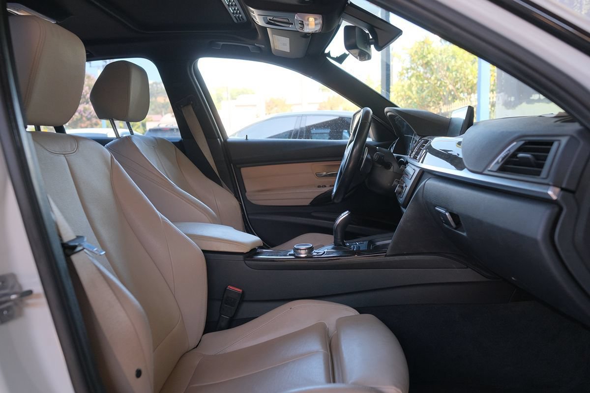Used 2015 BMW 335i Sedan RWD image 25
