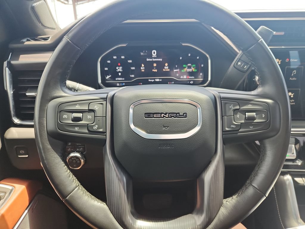 Used 2024 GMC Sierra 3500 Denali Ultimate AWD/4WD image 15