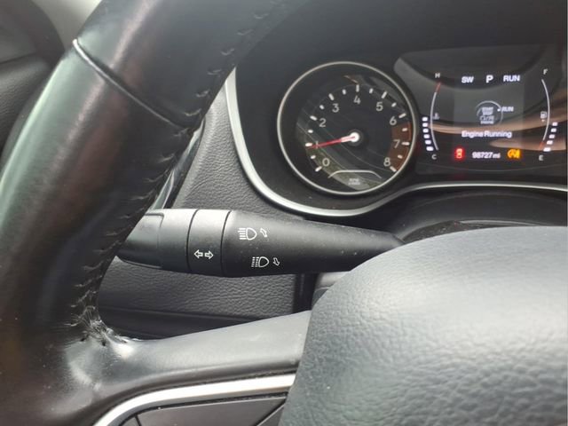 Used 2018 Jeep Compass Latitude AWD/4WD image 22