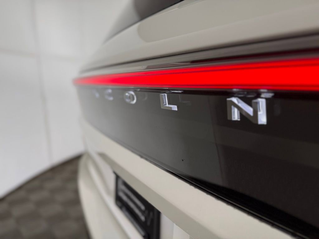 New 2025 Lincoln Navigator L Black Label image 21