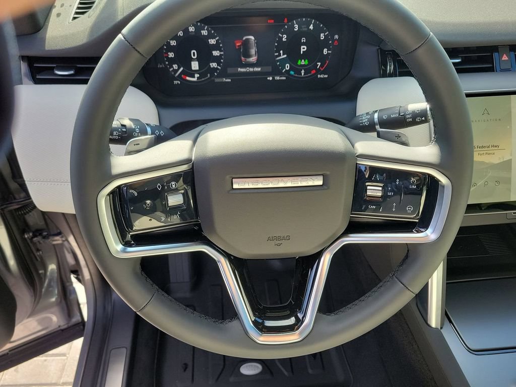 New 2025 Land Rover Discovery Sport Dynamic SE AWD/4WD image 29