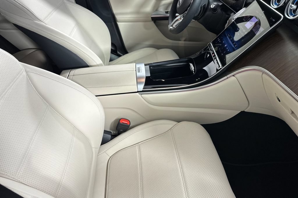 Certified 2025 Mercedes-Benz GLC 300 4MATIC image 21