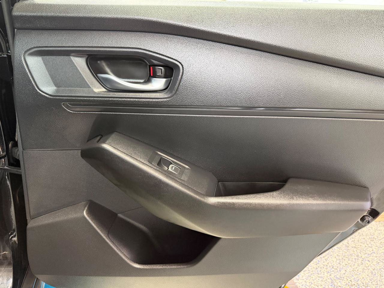 Used 2025 Honda Accord SE image 21