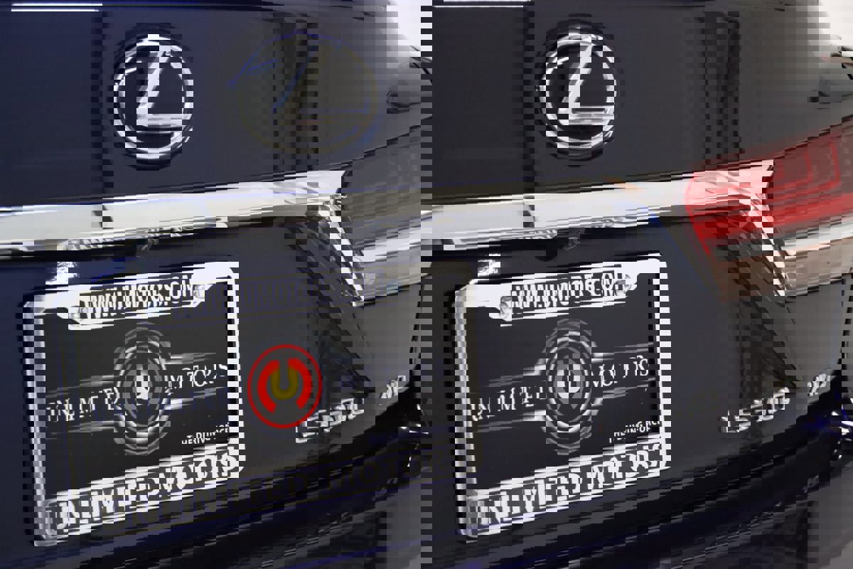 Used 2019 Lexus LS 500 AWD image 12