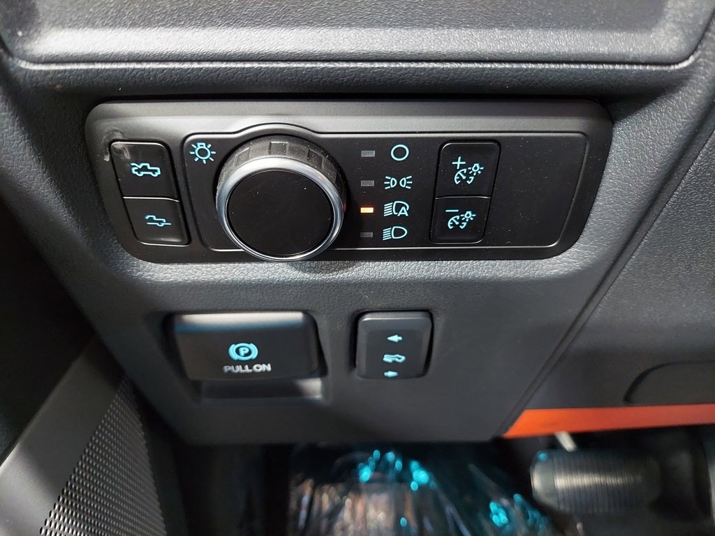 New 2025 Ford F150 Lightning Lariat image 28