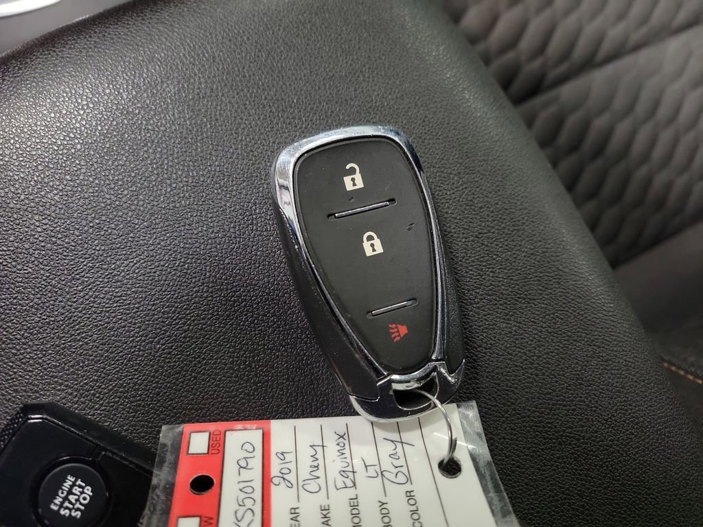 Used 2019 Chevrolet Equinox LT image 16