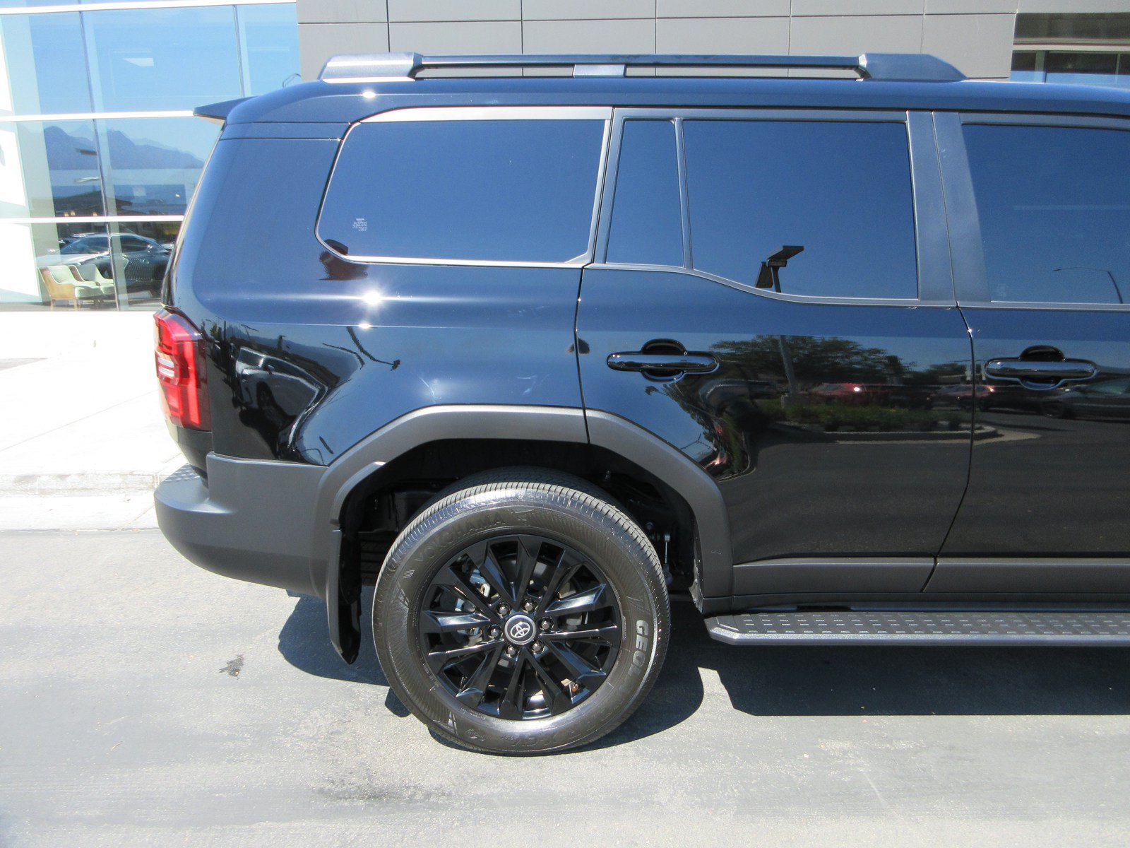Used 2025 Toyota Land Cruiser w/ Premium Package AWD/4WD image 11