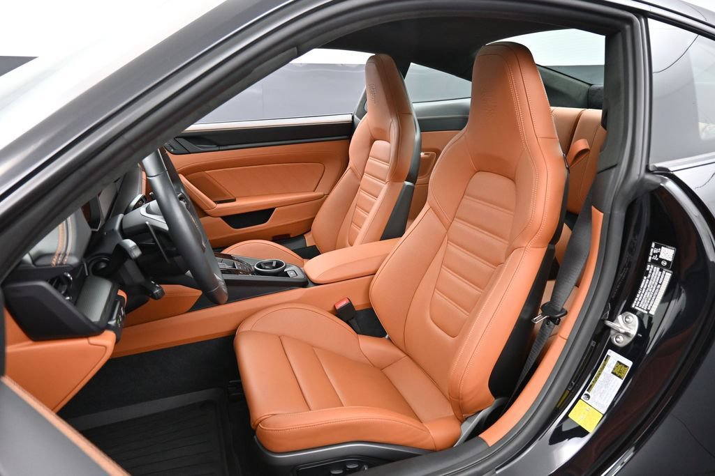 Certified 2026 Porsche 911 Carrera GTS RWD image 5