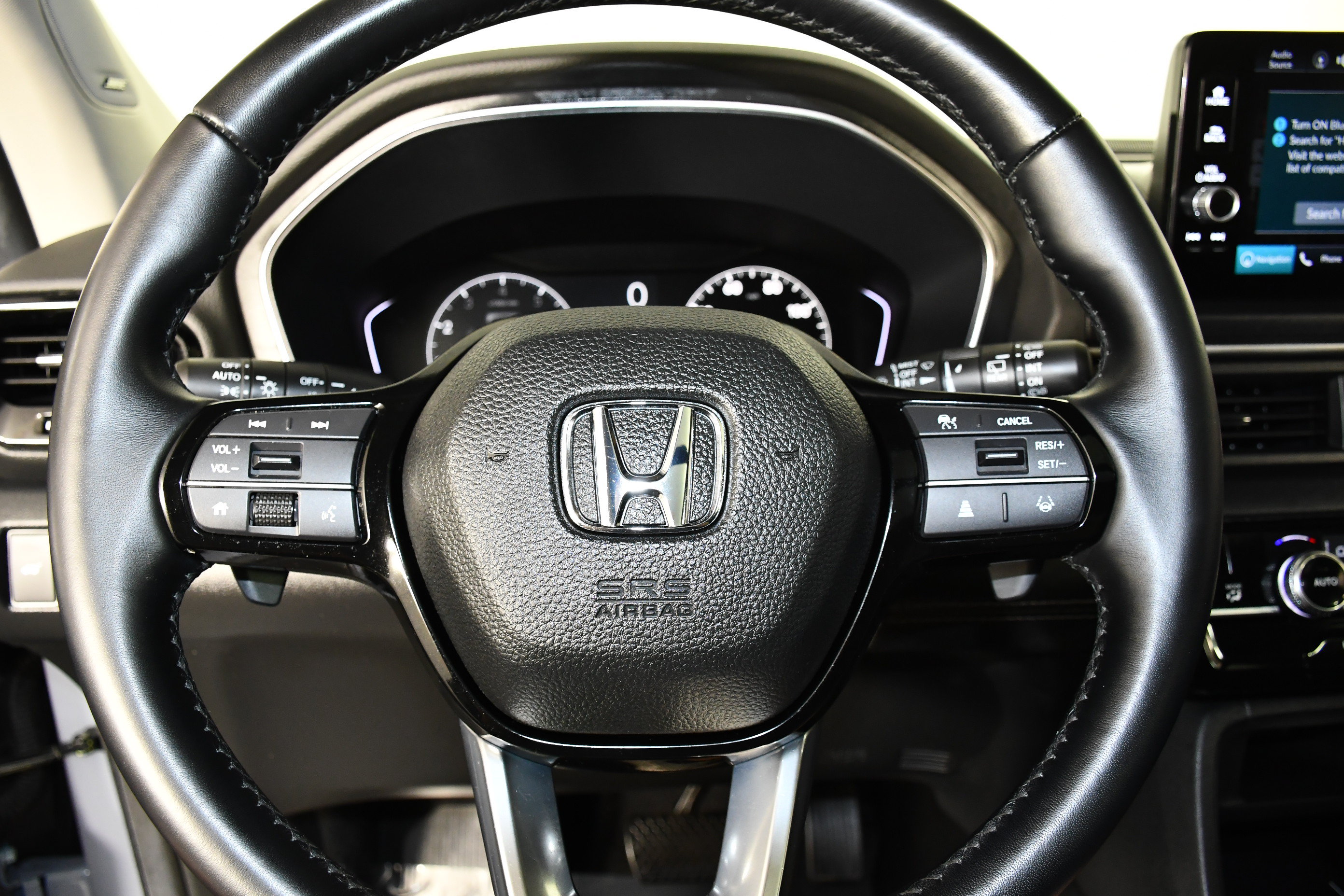 Used 2025 Honda Pilot Touring image 19
