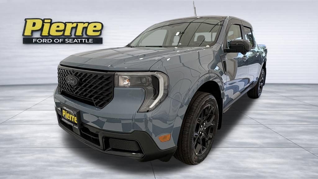 New 2026 Ford Maverick Lariat w/ Black Appearance Package
