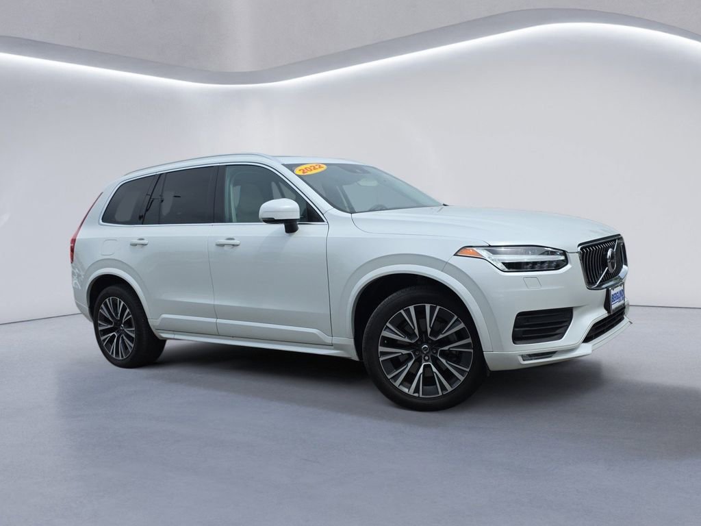 Used 2022 Volvo XC90 T5 Momentum w/ Advanced Package image 2