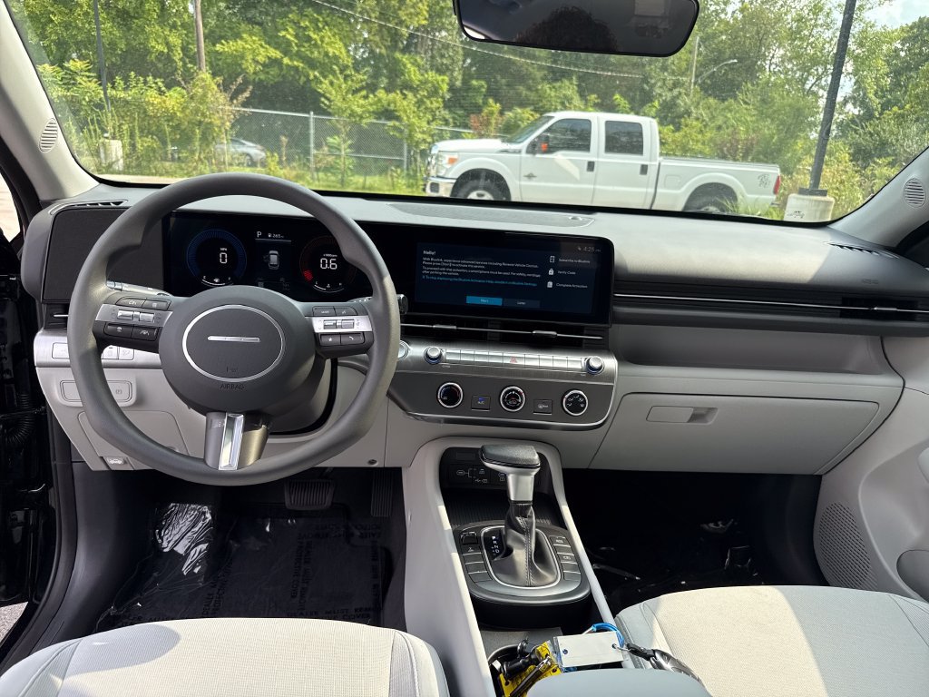 New 2026 Hyundai Kona SE AWD/4WD image 15