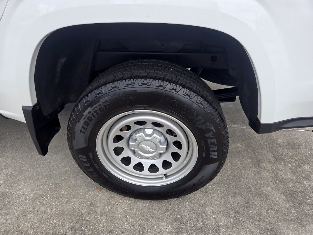 Used 2024 Chevrolet Colorado W/T RWD image 23