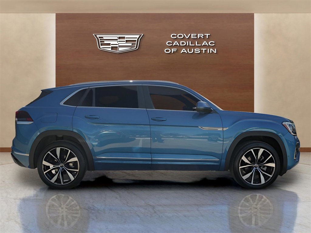 Used 2024 Volkswagen Atlas Cross Sport SEL Premium R-Line image 5