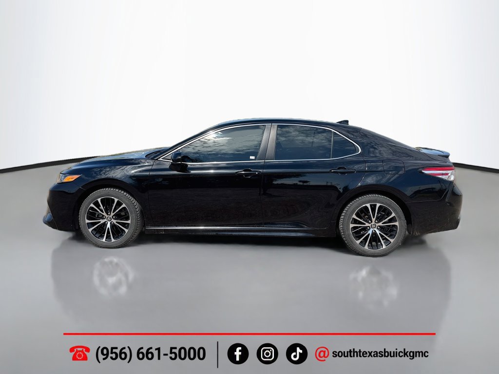 Used 2020 Toyota Camry SE FWD image 4