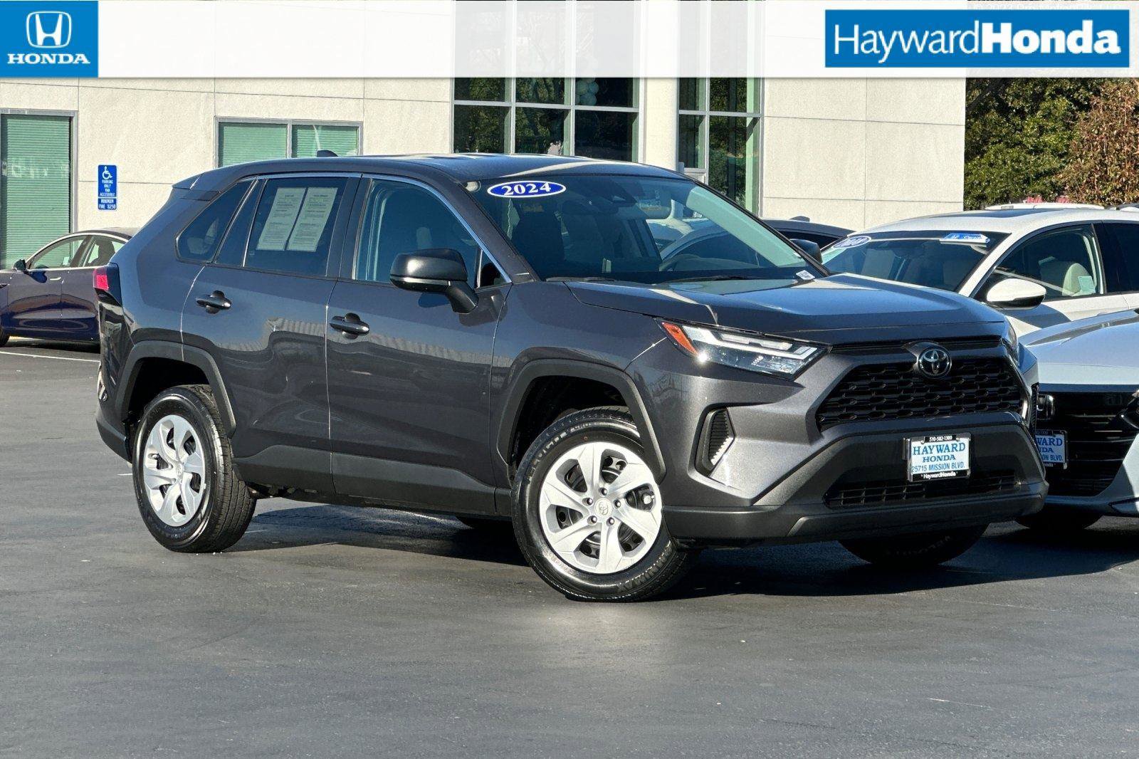 Used 2024 Toyota RAV4 LE image 1