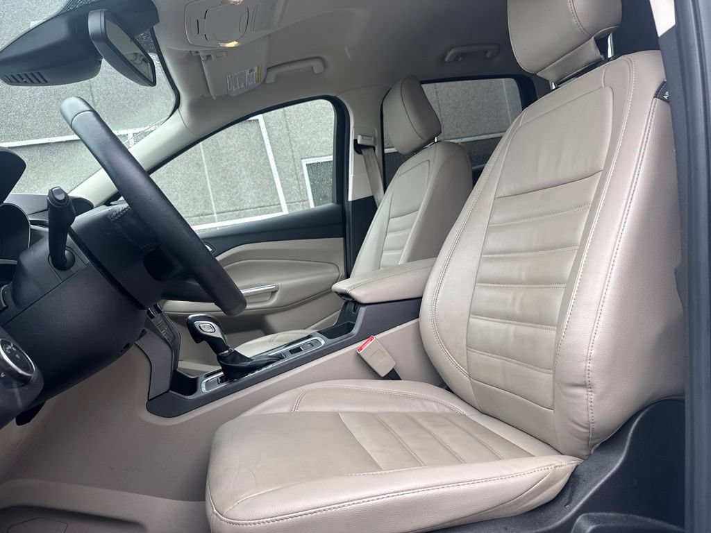 Used 2018 Ford Escape SEL w/ Ford Safe & Smart Package AWD/4WD image 9
