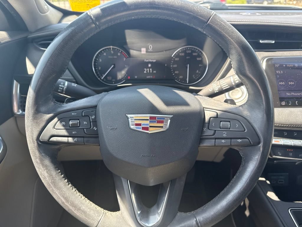 Used 2019 Cadillac XT4 Premium Luxury w/ Enhanced Visibility Package FWD image 3