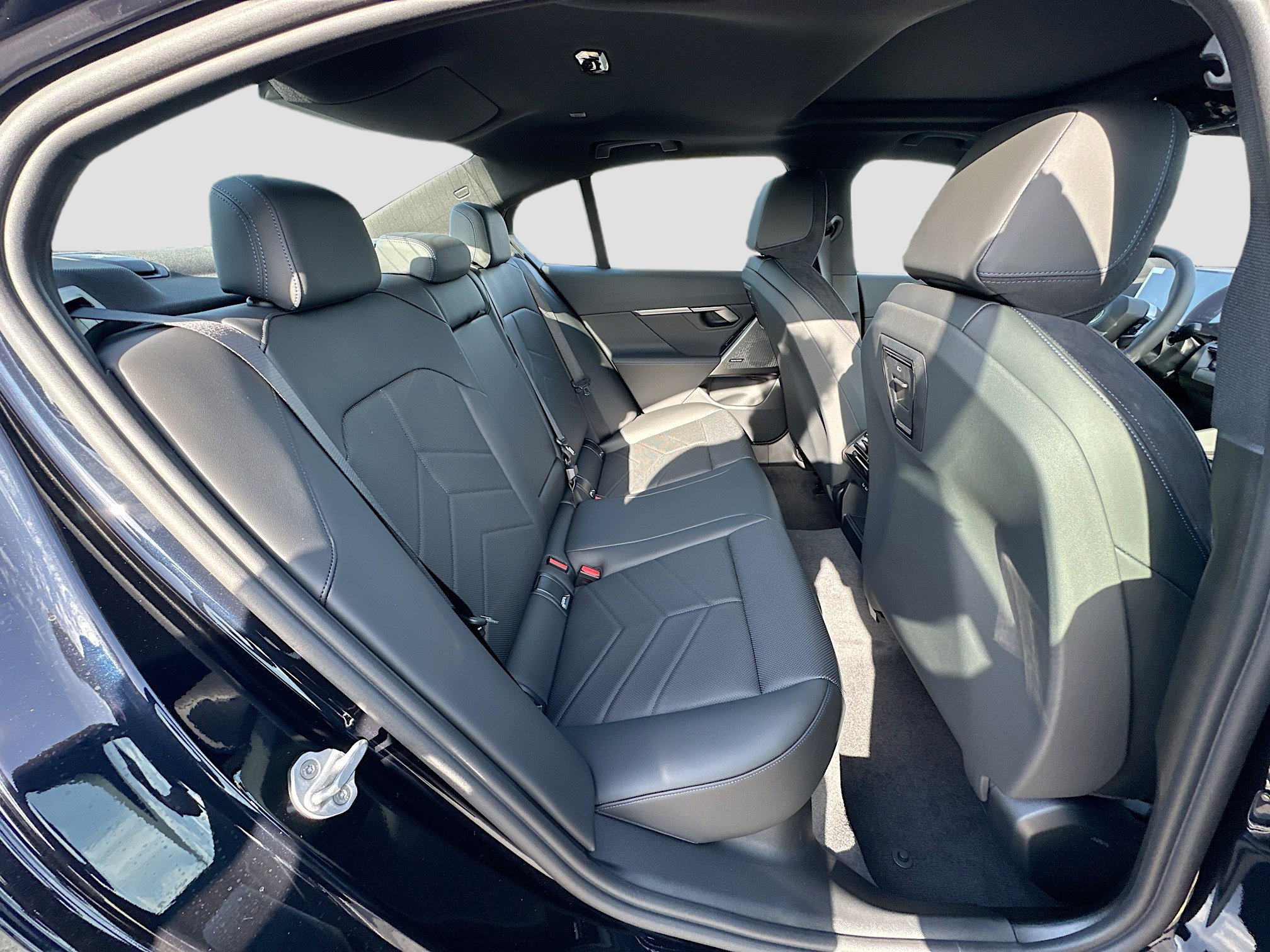 New 2027 BMW 530i RWD image 22