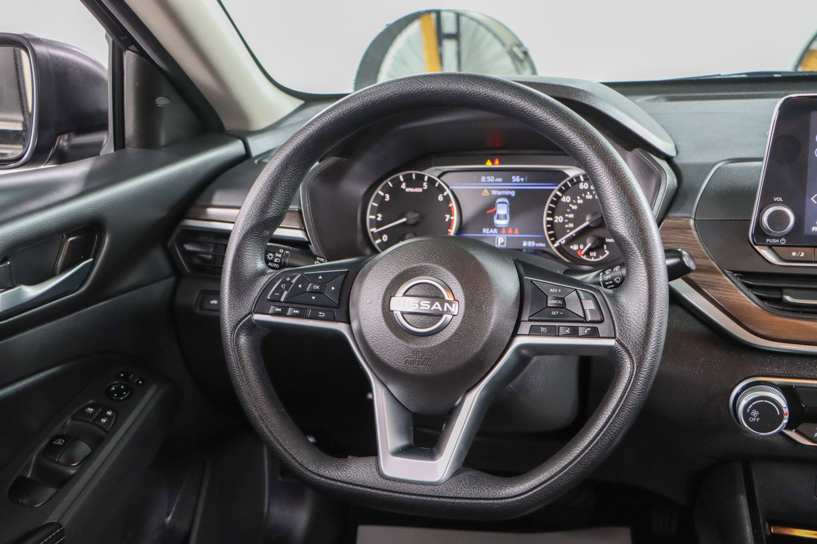 Used 2024 Nissan Altima 2.5 SV image 12