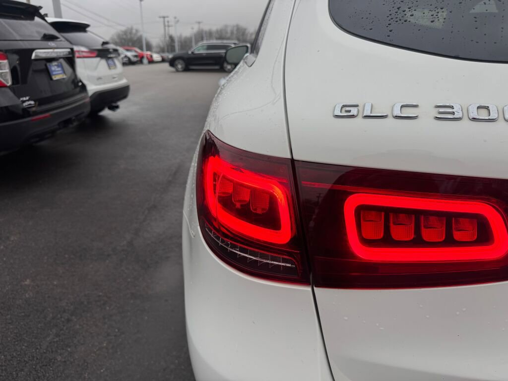 Certified 2022 Mercedes-Benz GLC 300 4MATIC image 17