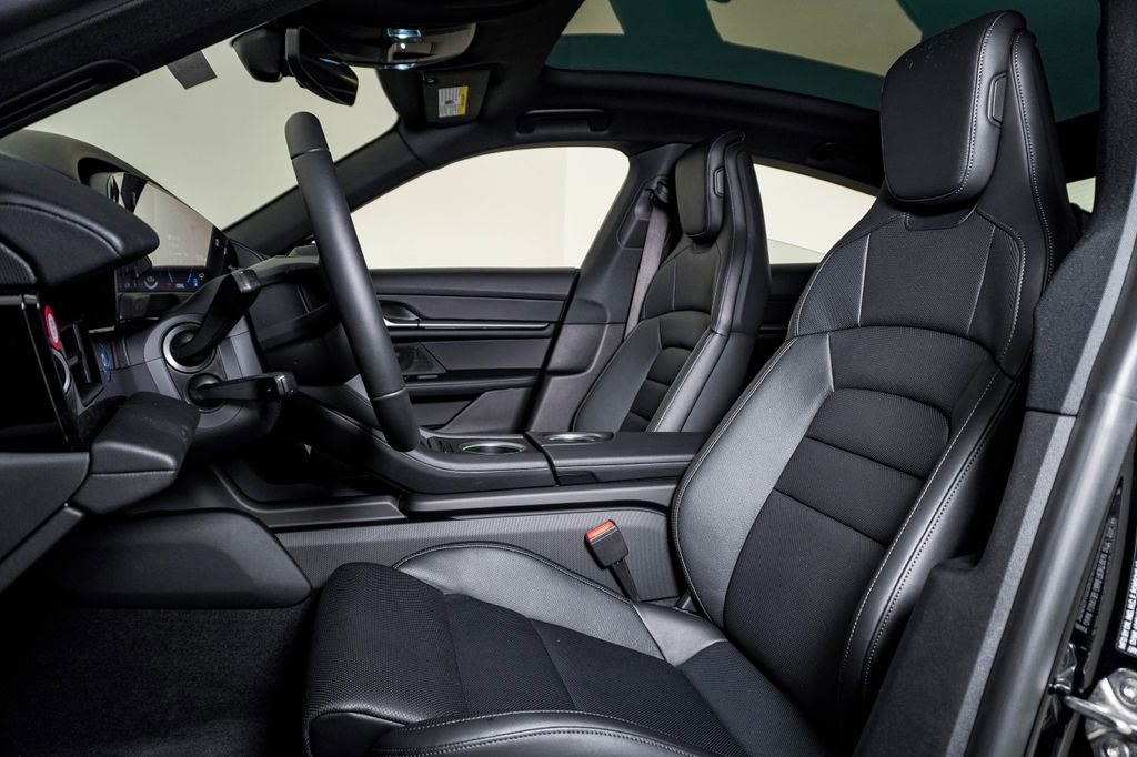 New 2026 Porsche Taycan 4S image 5