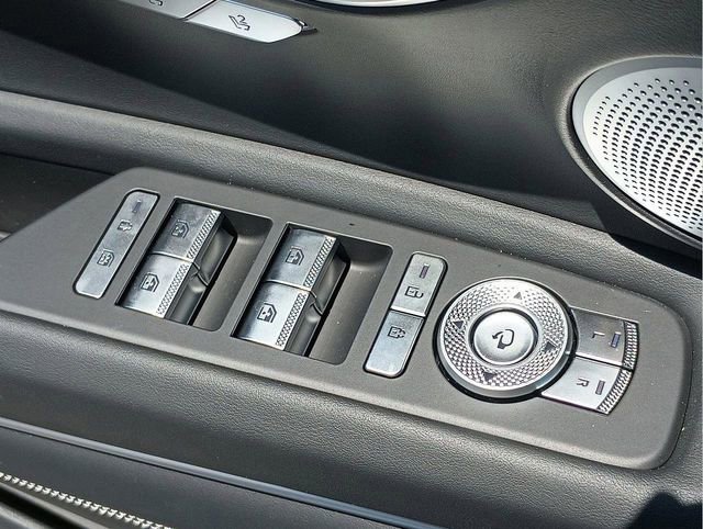 Used 2025 Genesis GV80 3.5T Prestige image 21