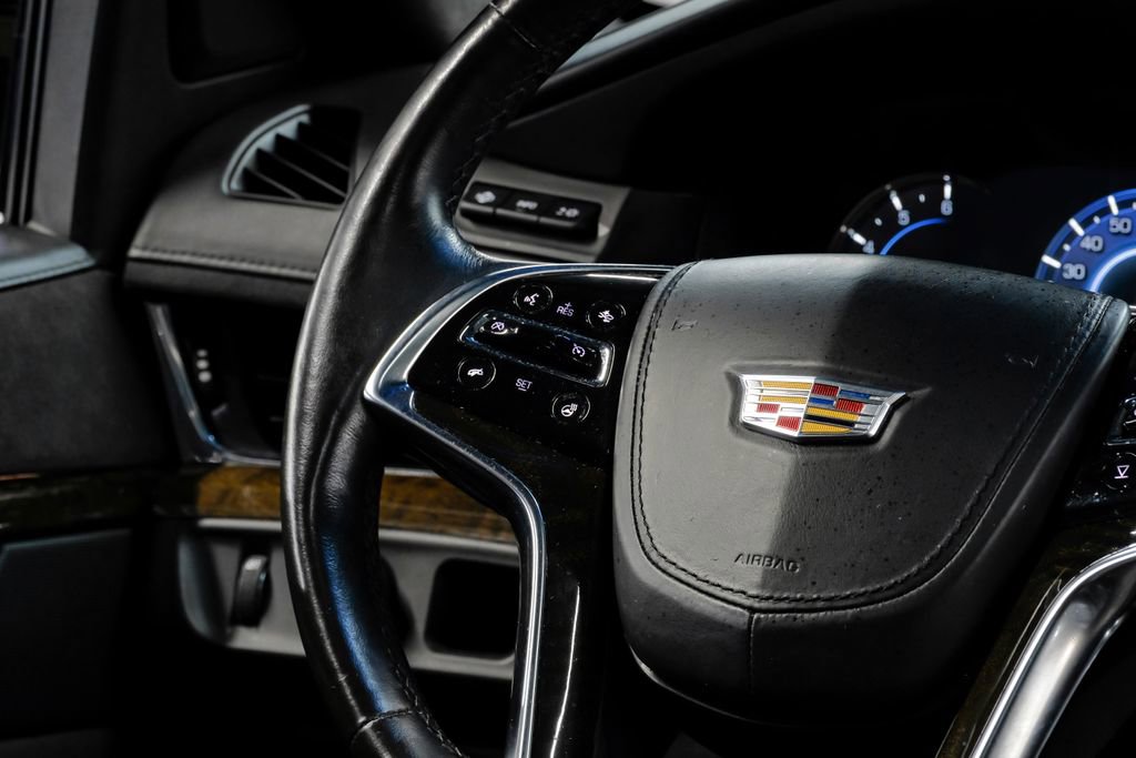 Used 2016 Cadillac Escalade Platinum RWD image 23