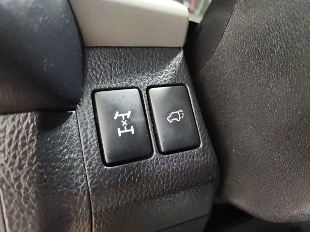 Used 2017 Toyota RAV4 XLE image 34