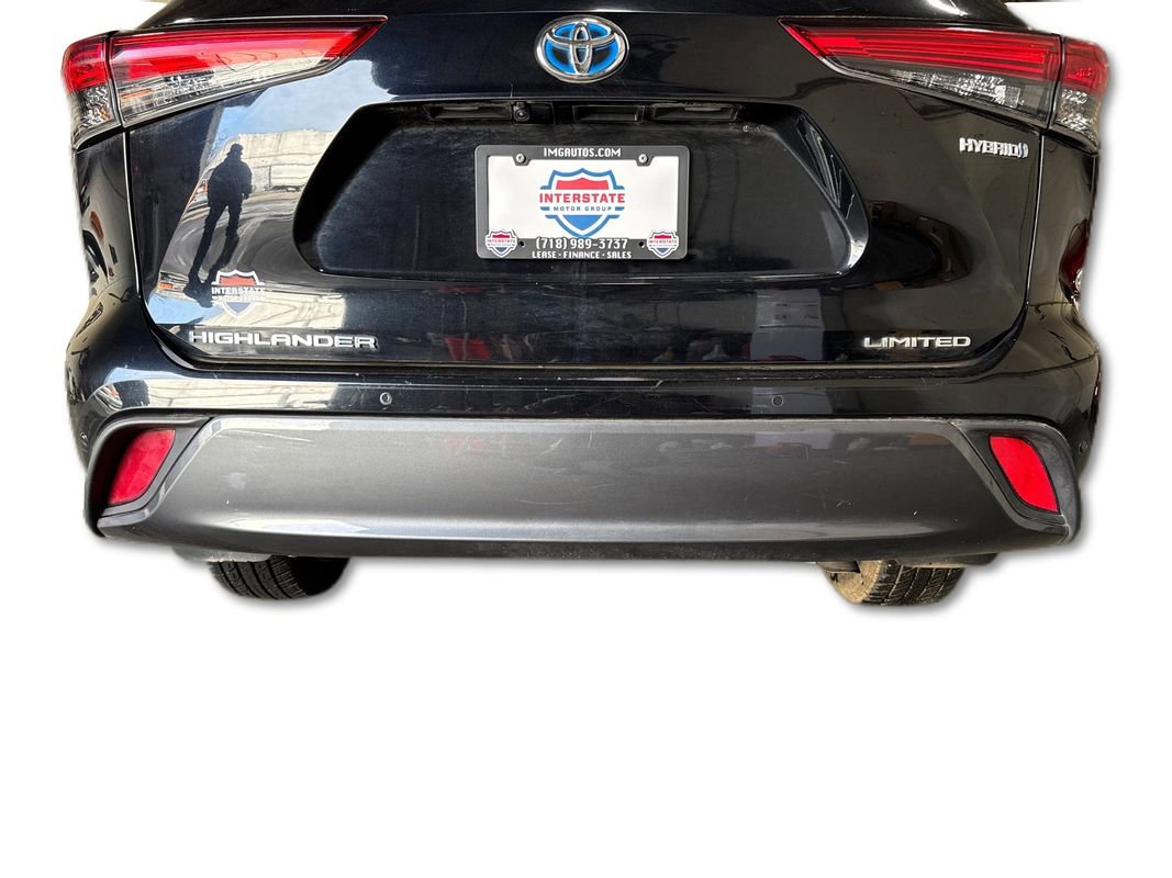 Used 2022 Toyota Highlander Limited image 16
