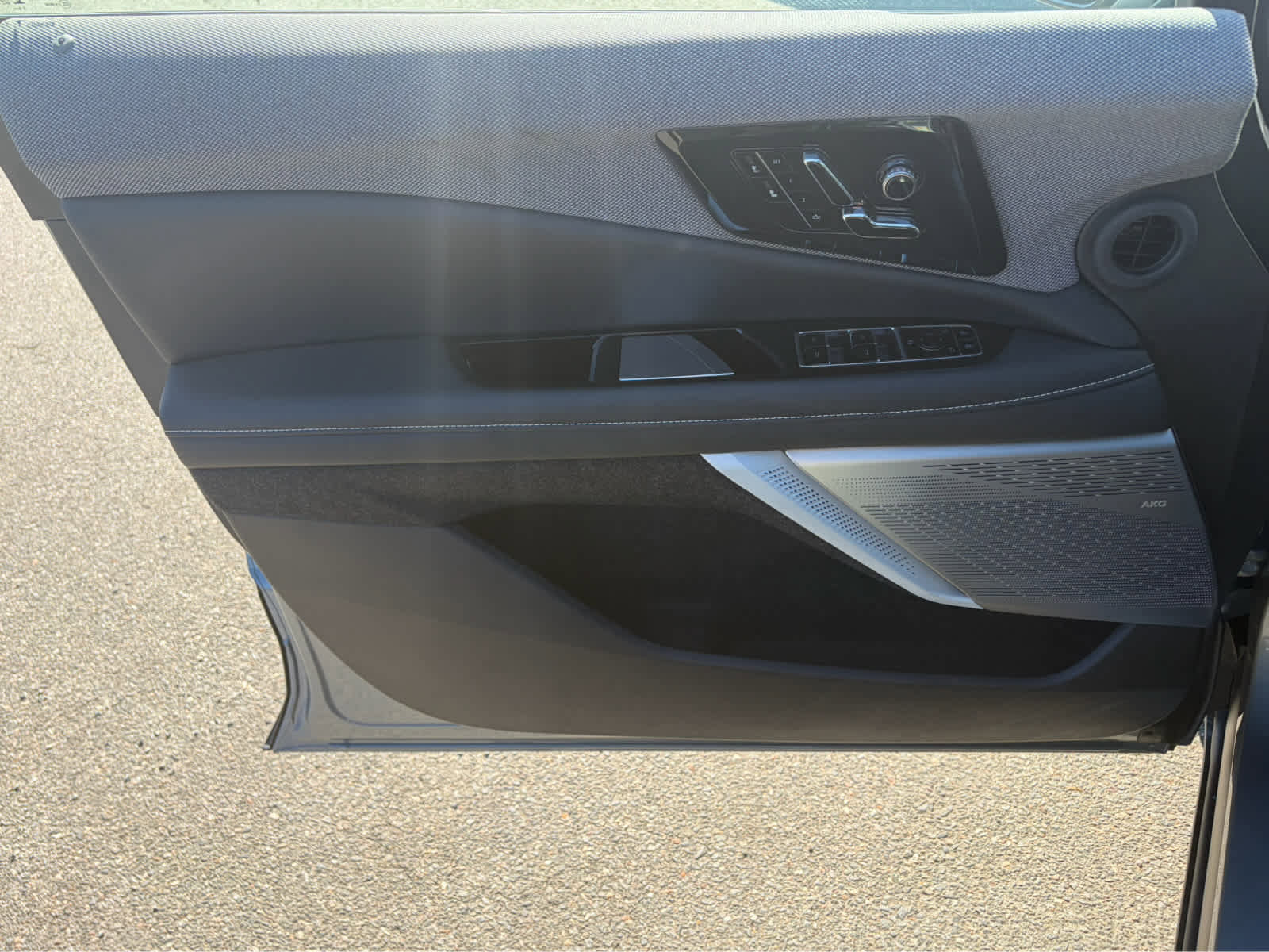 Used 2026 Cadillac Optiq Luxury 1 AWD/4WD image 40