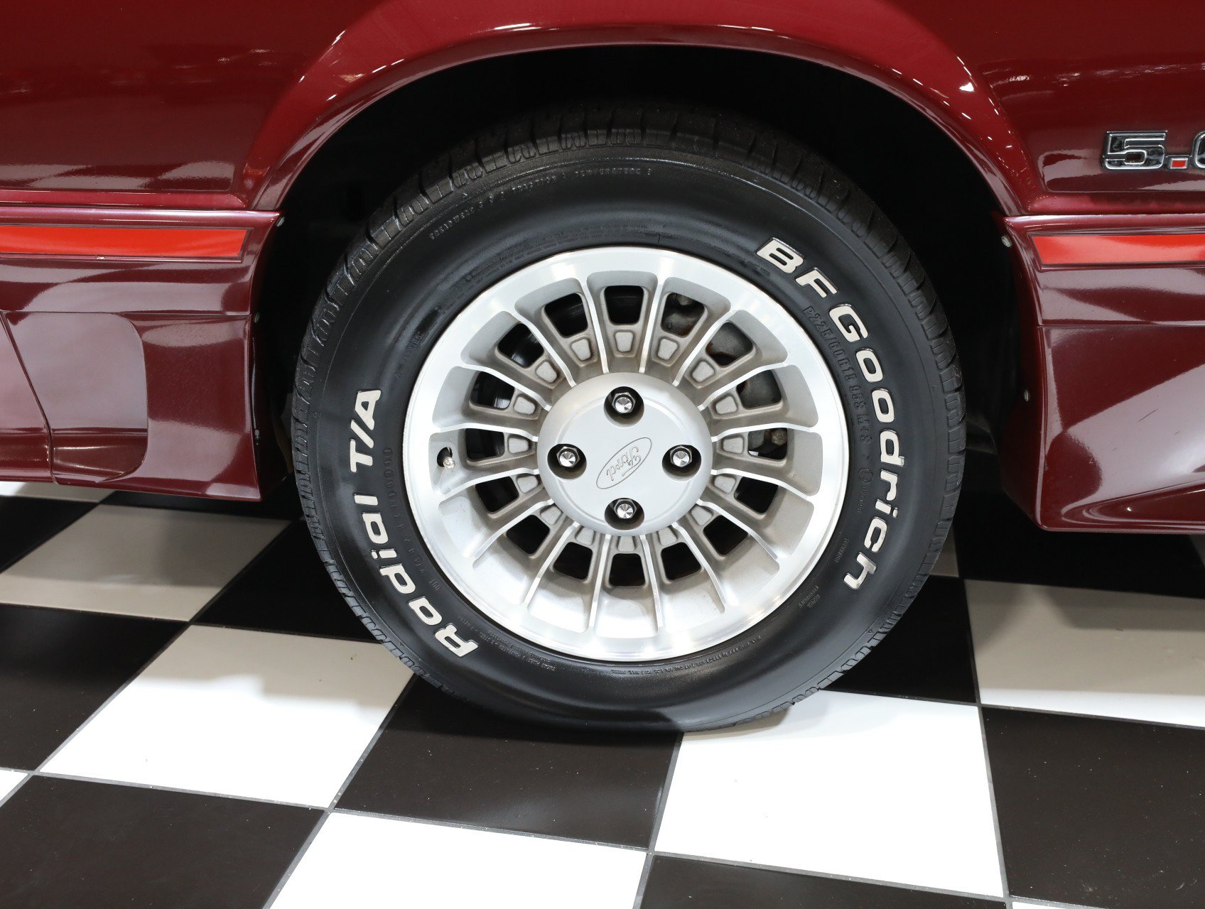 Used 1987 Ford Mustang GT RWD image 38