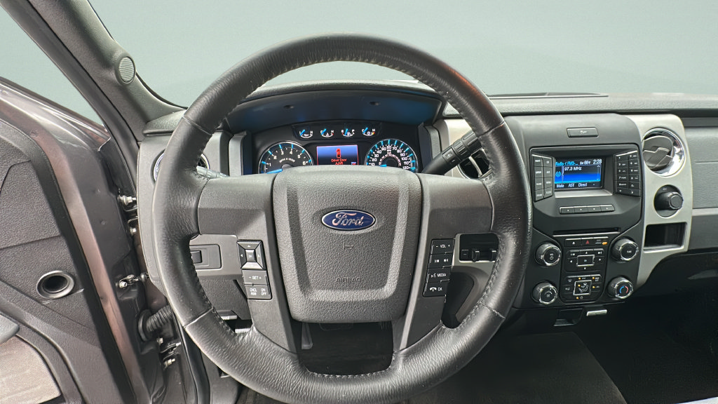 Used 2013 Ford F150 XLT w/ Luxury Equipment Group AWD/4WD image 16