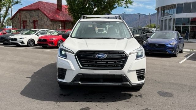 Used 2024 Subaru Forester AWD/4WD image 7