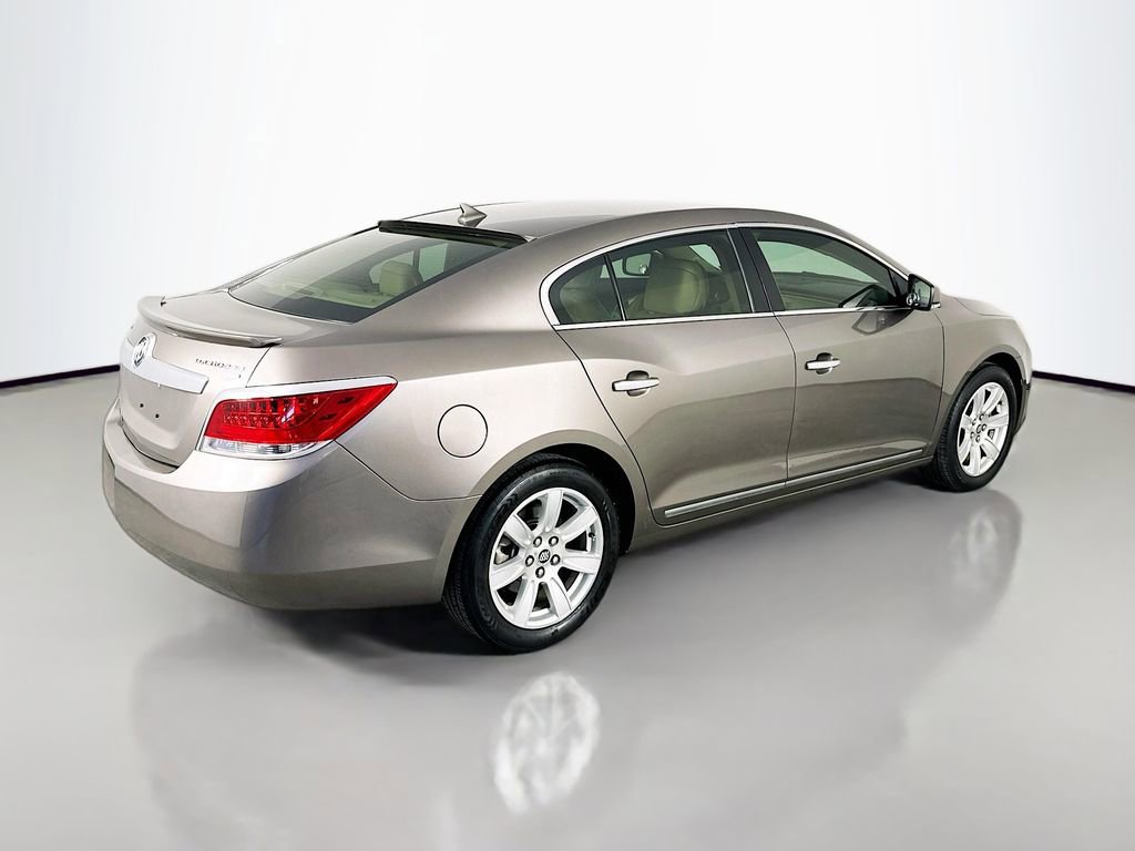 Used 2011 Buick LaCrosse CXL FWD image 7