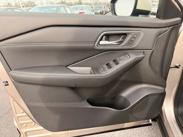 New 2026 Nissan Rogue Platinum w/ Platinum Premium Package image 10