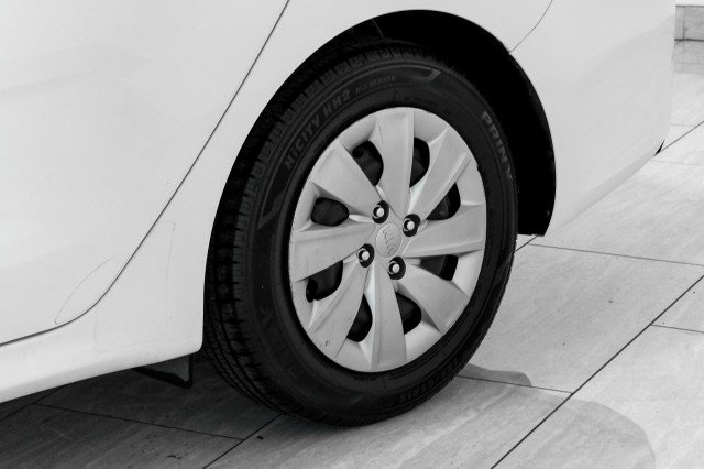 Used 2018 Kia Rio S image 53