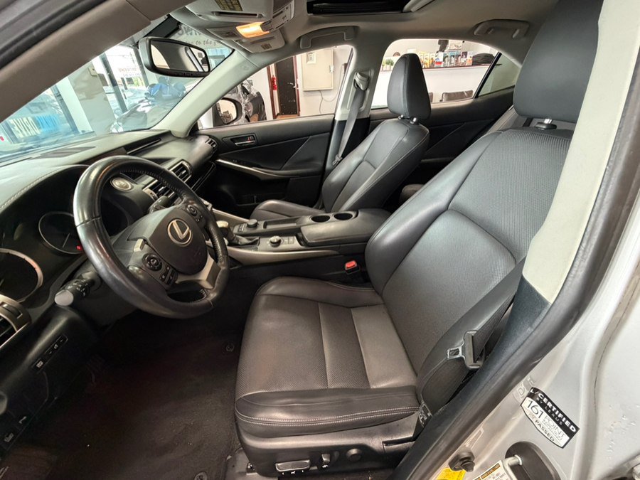 Used 2015 Lexus IS 250 w/ Premium Package RWD image 20