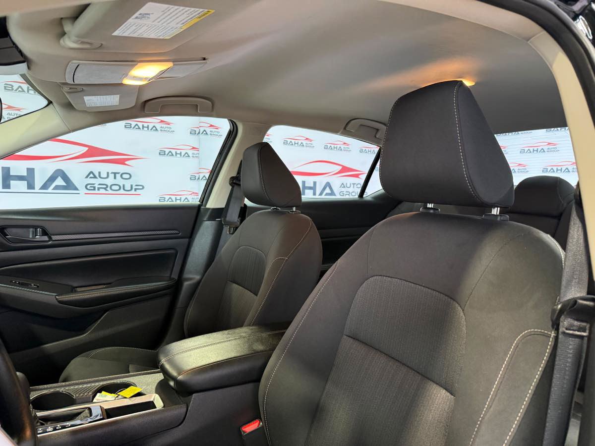 Used 2026 Nissan Altima 2.5 SV FWD image 32