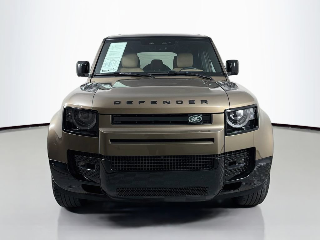 Certified 2025 Land Rover Defender 110 X-Dynamic SE AWD/4WD image 2